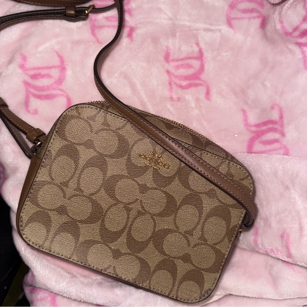 Coach Camera Bag - Picture 2 of 6